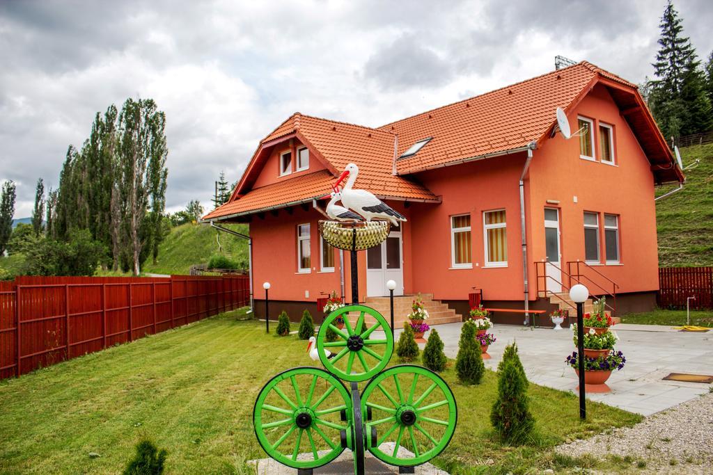 Bed and Breakfast Picnic Panzio Lunca de Sus Екстер'єр фото