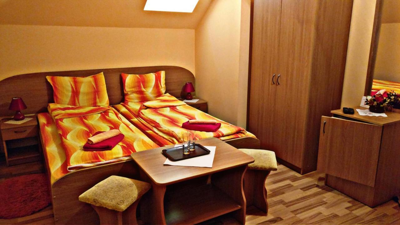 Bed and Breakfast Picnic Panzio Lunca de Sus Екстер'єр фото